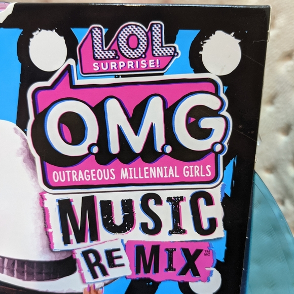 LOL SURPRISE OMG REMIX *LONESTAR* Doll Bundle Pack...includes extra LOL goodies! - Picture 5 of 12